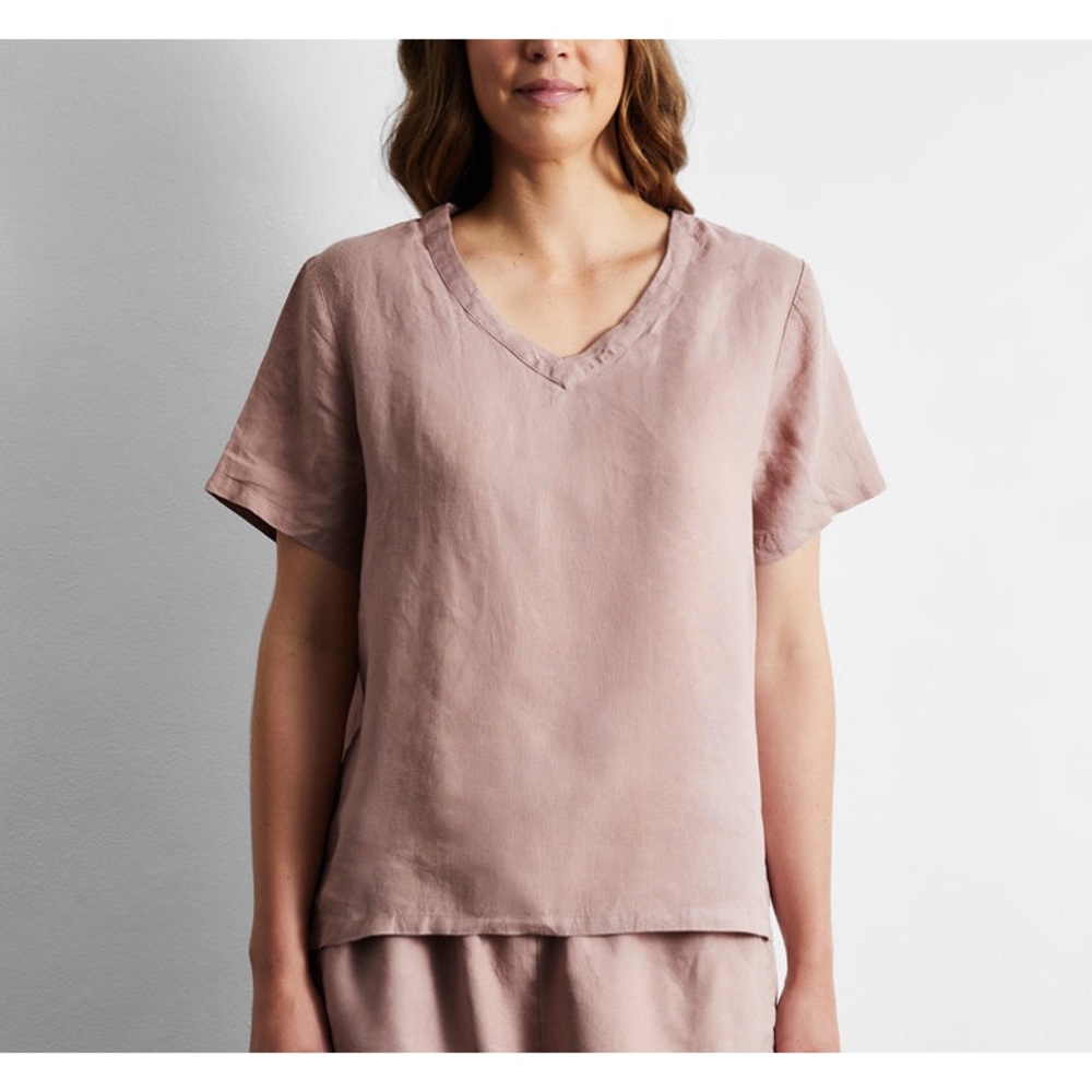 Bed Threads L Linen V Neck Top